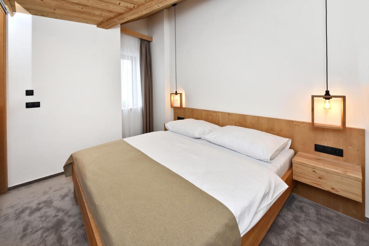 Aplend Hotel Ovruc Штрбске-Плесо Экстерьер фото